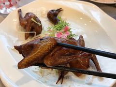 红烧乳鸽-汤臣·空中餐厅·严选粤菜(石湾世博广场店)