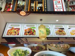 -吃香喝辣·地道衡东菜(南岳大庙店)