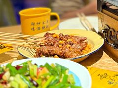 校门口一把牛-喝丢一只鞋海鲜烧烤·海肠捞饭(东关街店)
