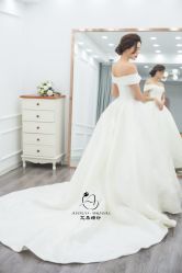 -艾朵婚纱
