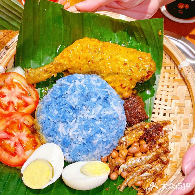 来北京路必打卡的新加坡料理|肥豚肉骨茶