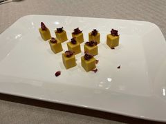 -品悦酒店(三林古镇店)