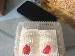 -红宝石·鲜奶小方·海派西点房(南丹店)