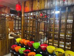 -果松木炭酸菜铜火锅·外婆参鸡汤