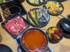 -爱伲PLUS·牛肉海鲜自助火锅(融创店)