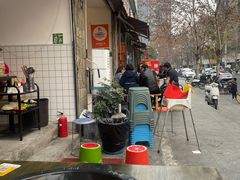 -黄潇洒老火锅(九眼桥宏济巷店)