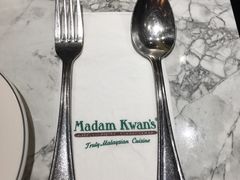 餐具摆设-关夫人餐厅(阳光广场店)