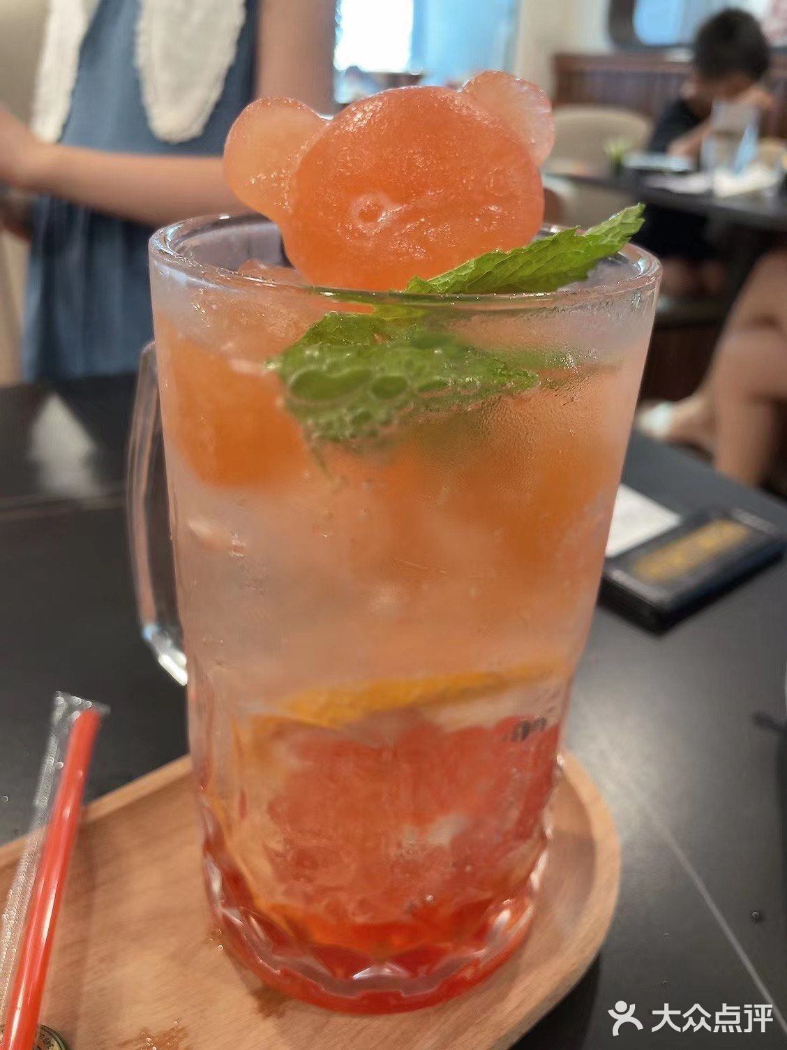 周末打卡网红茶餐厅