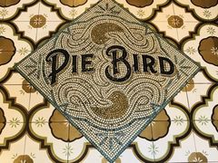 -Pie Bird(新闸路店)