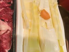 -牛村来人潮汕牛肉火锅(西单店)