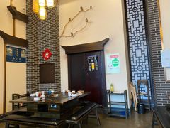 大堂-仁虎老火锅(黄泥磅店)