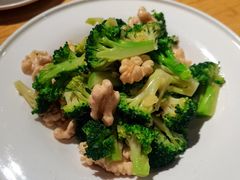 西兰花拌核桃仁-赤宴·川菜(玉林店)