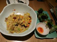 大叻经典菠萝海鲜炒饭-米纸越南小馆(金鹰世界店)