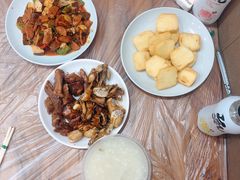 -蓝精灵饺子店