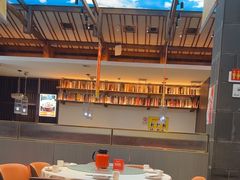 -阿瓦山寨·湘菜现炒·剁椒鱼头王(咸阳总店)