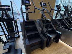 -Z&B Fitness Studio·Gym(前滩L+PLAZA店)
