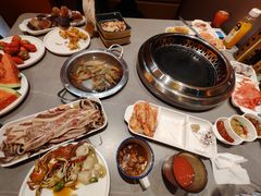 -黑金·寻焰自助百汇·烤肉·火锅(中街店)