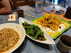 -肥肥虾庄·金牌油焖大虾(杨园滨江时代walk店)