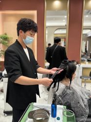 -Kraemer Paris苏豪路易士·嘉玛发廊