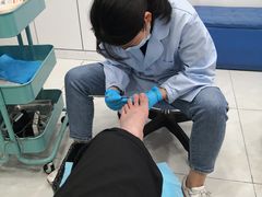 -世龙世家灰指甲·甲沟炎·跖疣护理·修脚(东江湾路店)