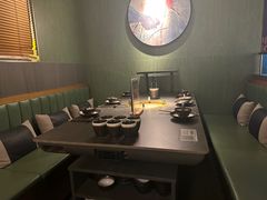-湊湊火锅·茶憩(杭州湖滨银泰in77店)