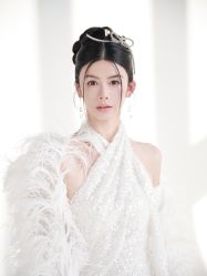 -Renee芮亦婚纱(原丽莎)