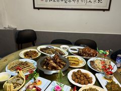 -聚首堂·特色小吃·肘子(什刹海德胜门店)