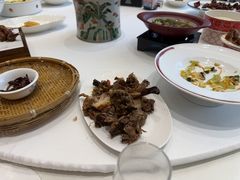 -梅花香里大酒店(郁金香路店)