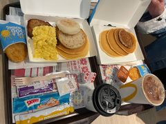 -麦当劳(水坑尾街店)