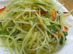 -溢心园香河肉饼总店