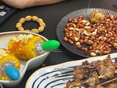 -许哥东北烧烤·铁丳烤串·宫后夹肉(繁花中心店)