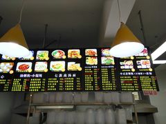 -张胜和小笼包(市府广场店)