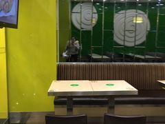-佰搭果·广式茶餐厅(西华路店)