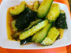 蒜泥黄瓜-吾穆勒蓬灰牛肉面·清真(北滨河中路店)