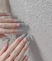 -初心纹眉洗眉·美睫专业店