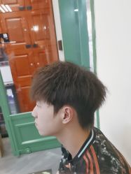 -米娜男士新国潮理发馆