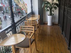 -猫的天空之城概念书店(杭州南宋御街店)