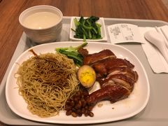 -了凡油鸡饭·面(台北101店)