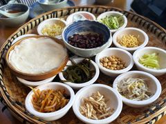 -包整·丝娃娃(一览甲秀楼风景店)