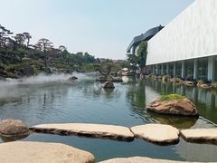 -罗红摄影艺术馆