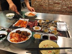 -马路牙子烧烤音乐酒馆(望京店)