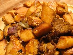 风味馕炒肉-耶里夏丽·丝路新疆菜·清真食品(徐汇南丹东路臻选店)