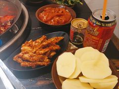 -四小区火锅·巷子里的重庆火锅(花照壁店)