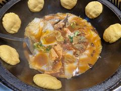 -袁小二大东北铁锅炖(吉祥村总部)