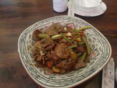 -湖南人家湘菜馆(镇江路店)