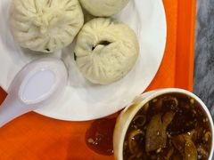 韭菜鸡蛋包子-天兴居(鲜鱼口街店)