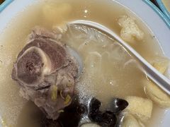 大骨头粉丝汤-小杨生煎(周浦万达店)