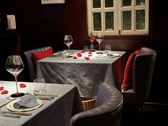 -弦月窗LUNETTE BY AMANDA(复兴路店)