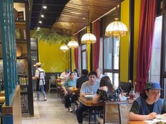 -黄泥岗·地道湖北菜(奥特莱斯店)