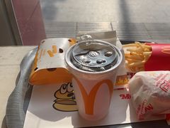 -麦当劳(新天地得来速店)